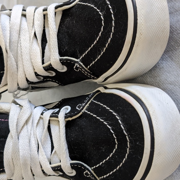 Vans Off The Wall High Top Kids Skateboard Sneakers - Picture 2 of 10